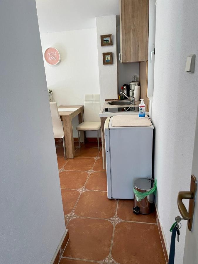 Studio Apartmani Kremic Karlobag Exterior foto